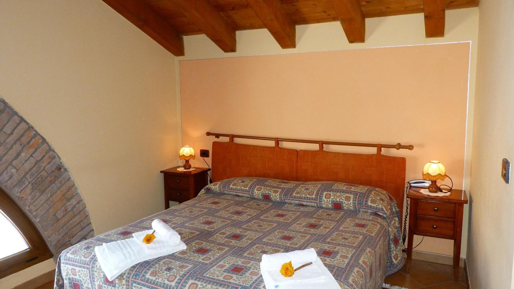 Agriturismo Ai Due Volti دوسّوبونو الغرفة الصورة